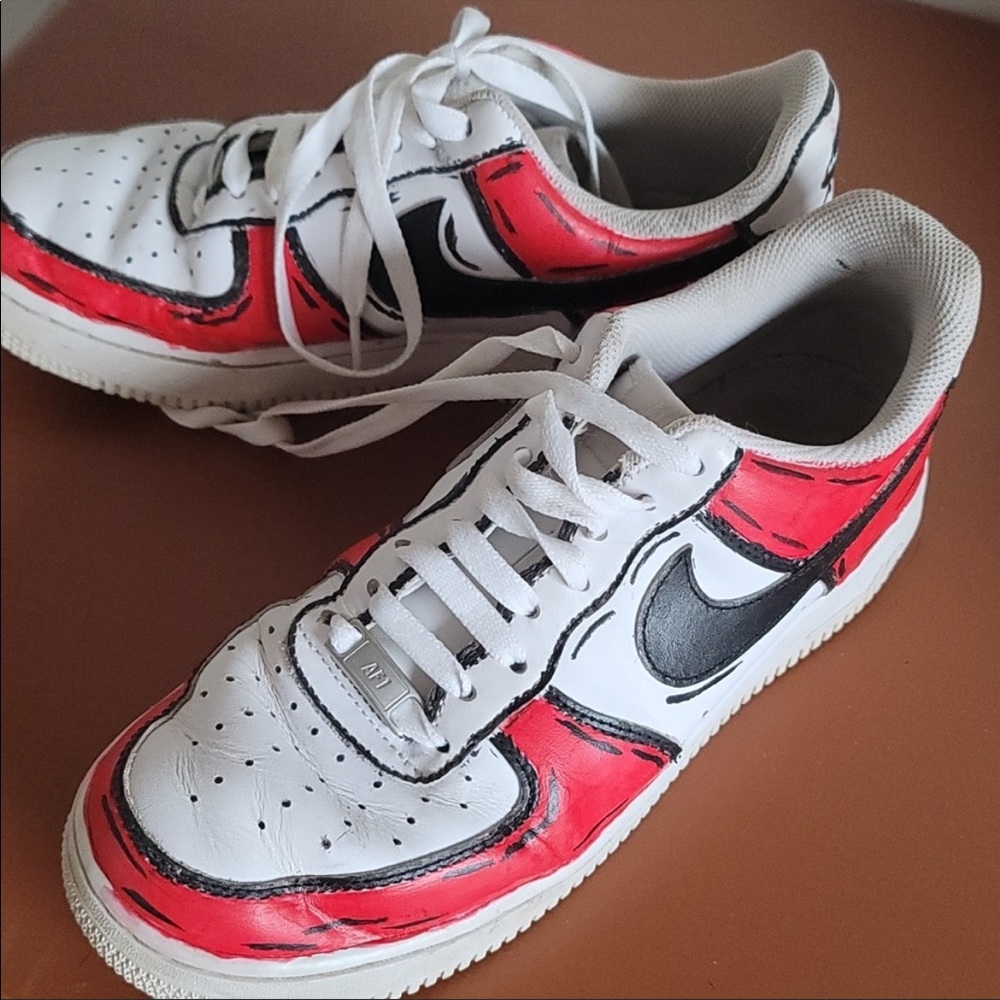 Air force 1s - Picture 3 of 5
